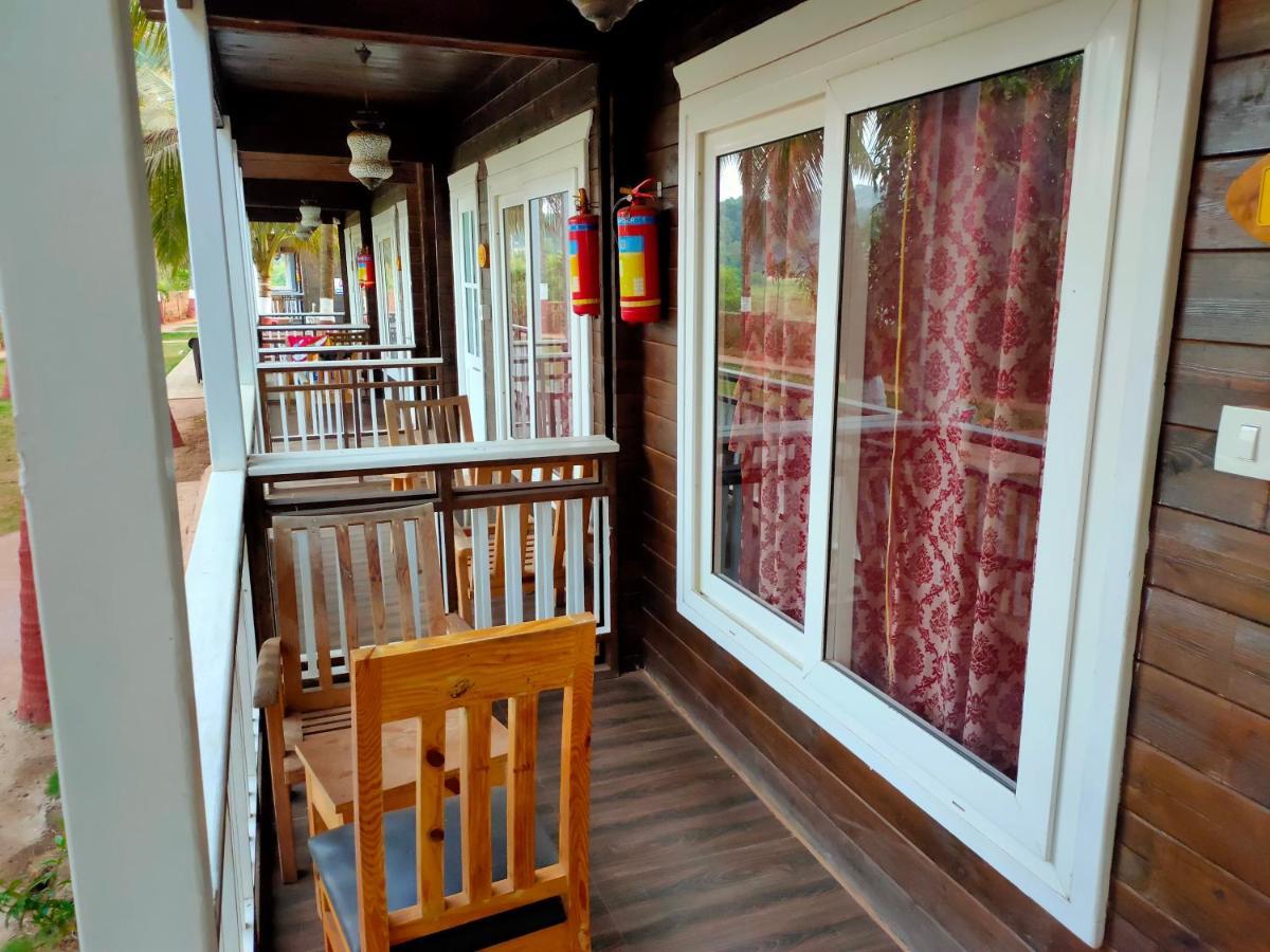 Casa Seaesta Beach Cottages And Suites อารัมบล ภายนอก รูปภาพ